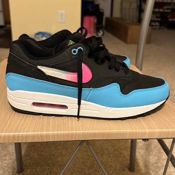 jelly swoosh air max 1